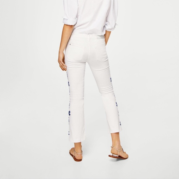 MANGO 1 US cropped flare white jeans NEW - Picture 2 of 5